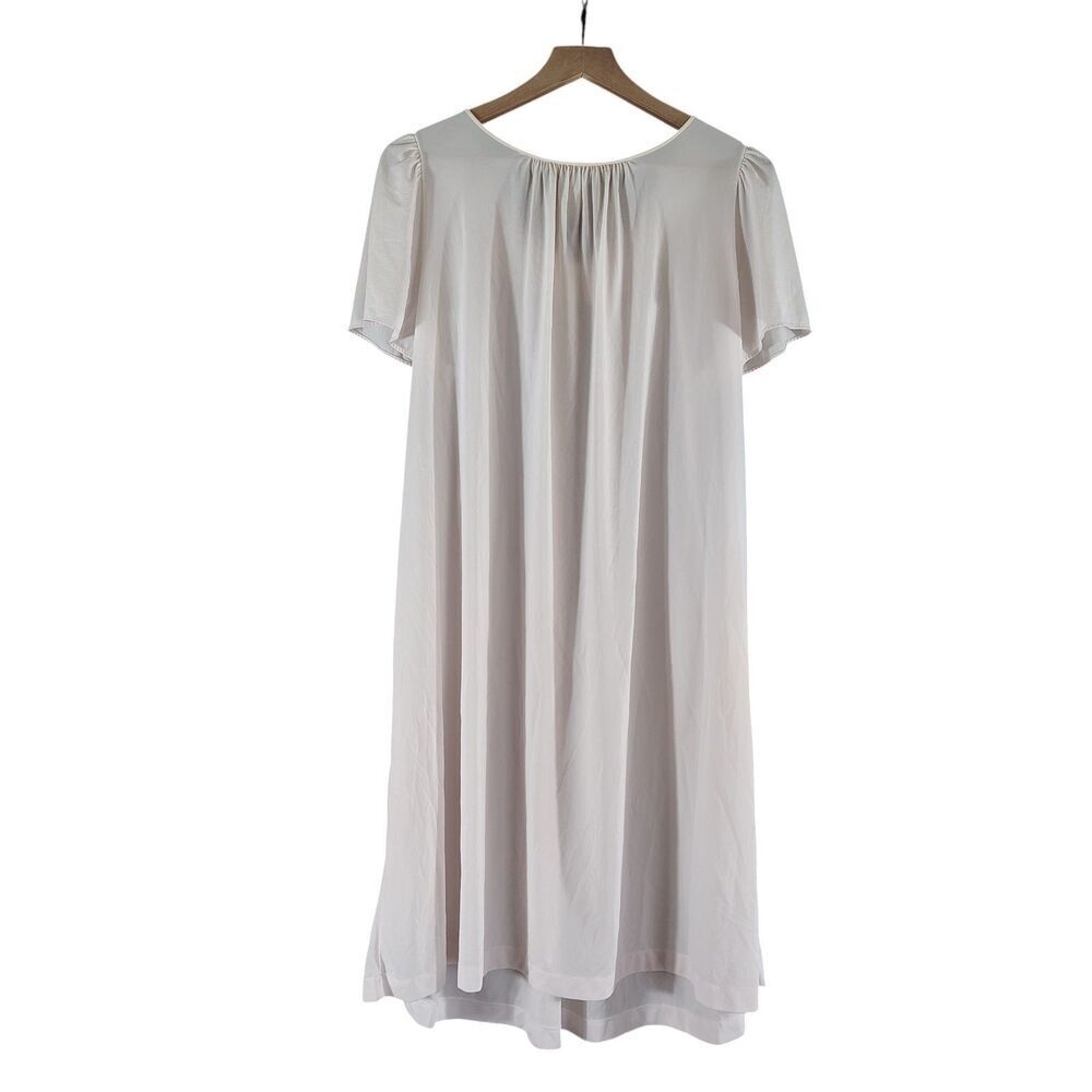 Vintage Shadowline Nylon Nightgown Size L Embroidered Floral Coquette Romantic - Picture 2 of 6